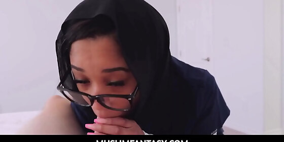 muslimfantasy hijabi nurse alicia reign did a haraam with her patient
