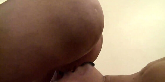 ebony face sitting thick ass on insane playmates face