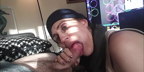 med hat slut amber really is the queen of dick in the mouth