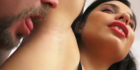 mistress armpit licking slave