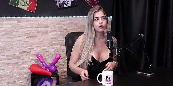 her mother supported her to enter the porn business but the prejudices ice girl
