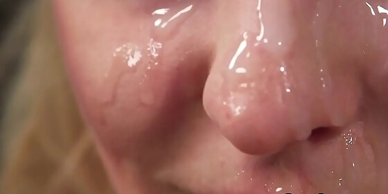 hot beauty gets jizz shot on her face gulping all the charge
