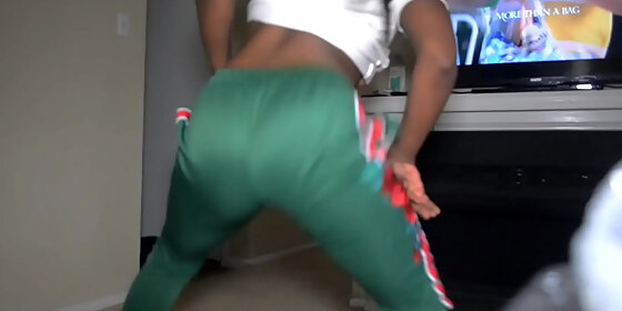 cant stop twerking and get butt naked part 1