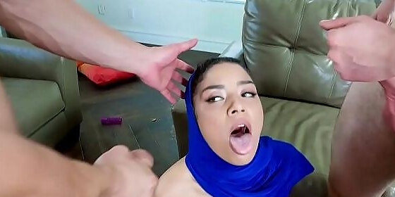 exxxtrasmall hot muslim chick gets double cumcockted