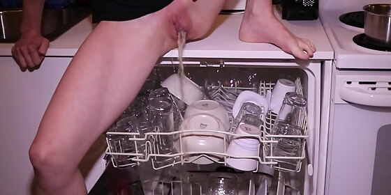 loading the dishwasher peeing on all the s and pans