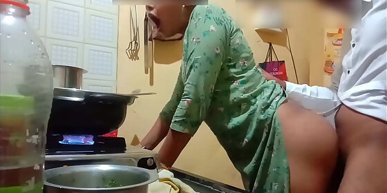 indian sexy wife got fucked while cooking