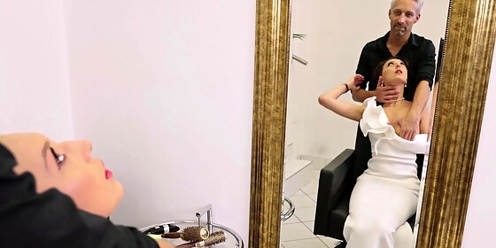 bride4k horny for her haircutter