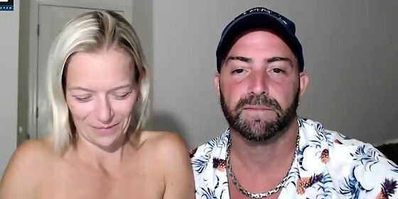 amateur hot blonde sucking her boyfriend s dick on webcam