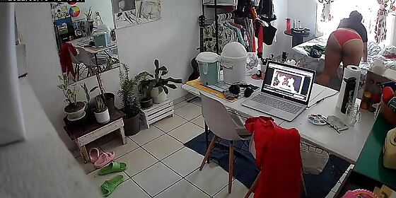 hidden security camera my stepdaughter still doesn t realize i m spying on her