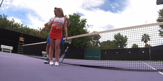 stepbro gives tennis lesson to horny stepsis spyfam