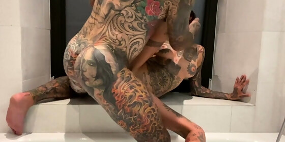 tattooed hottie lucy zzz fucked hard in the bathtub
